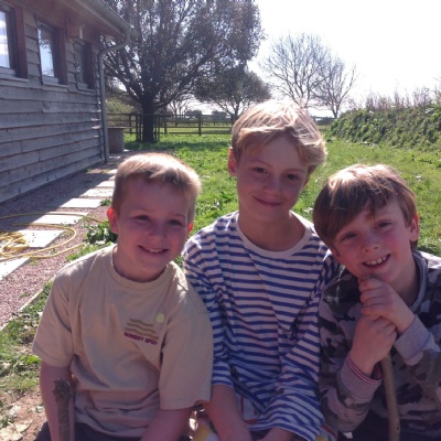  Farm School 